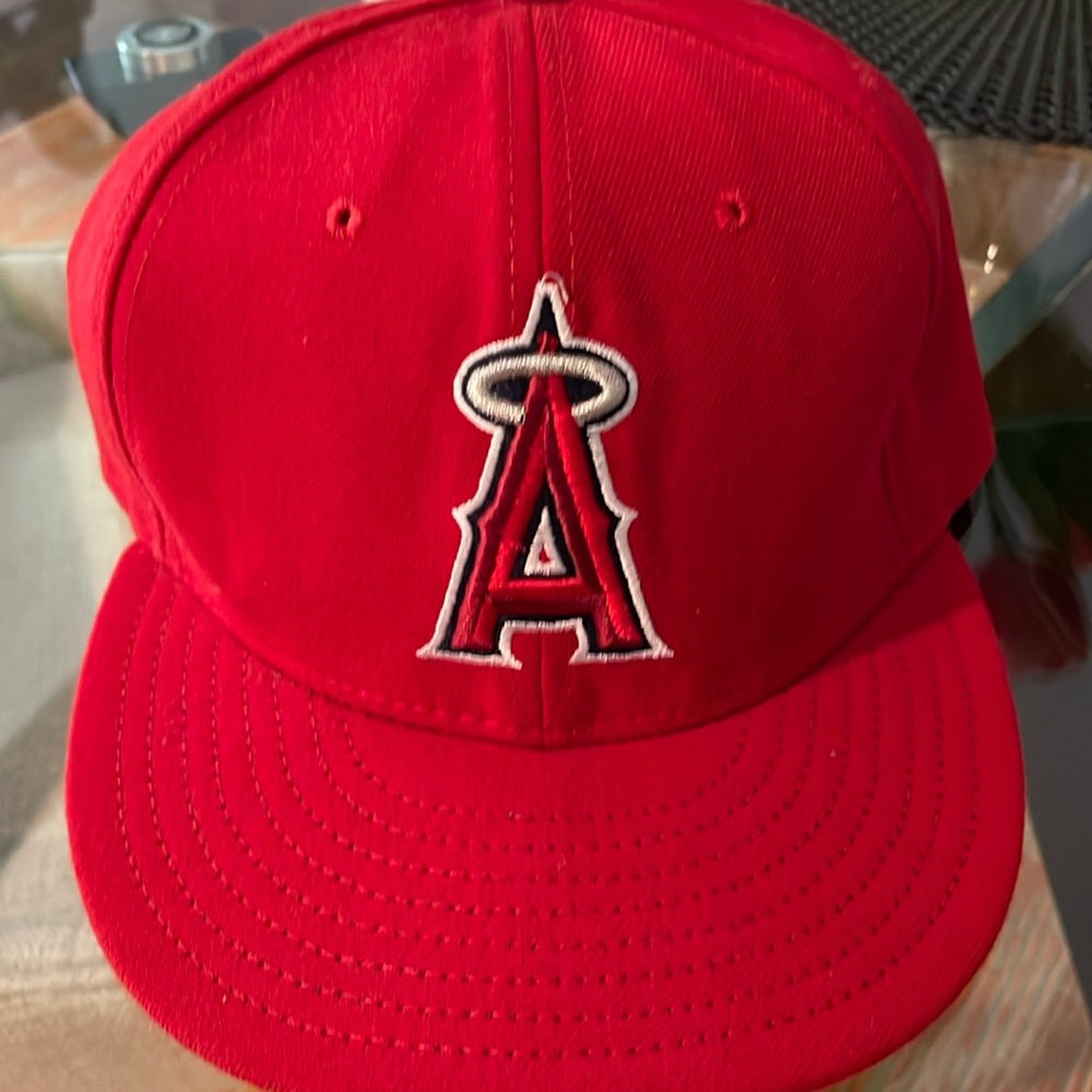 Los Angeles Angels Fitted Baseball Cap